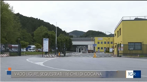 Il servizio del TG Regionale Liguria sul sequestro da parte di ADM e Guardia di Finanza di 116 panetti di cocaina a Vado Ligure
