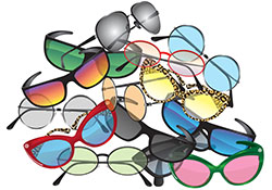 occhiali di diversi modelli
